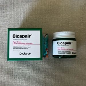 Dr. Jart+ Cicapair Tiger Grass Color Correcting Treatment SPF 30